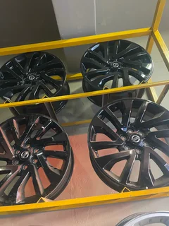 A clean set of 18inch Nissan Navara bakkie rims available for sale