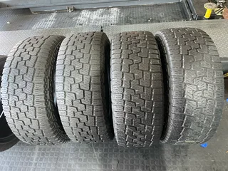 A clean set of 275/55/20 Pirelli scorpion verde tyres with very good treads available for sale
