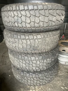 A clean set of 31x10.50R15 Renegade AT5 Tyres with 98% treads available for sale