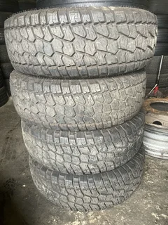 A clean set of 31x10.50R15 Renegade AT5 Tyres with 98% treads available for sale