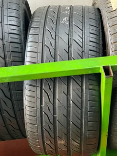 2x 275/30/20 normal tyres with 95% treads available for sale