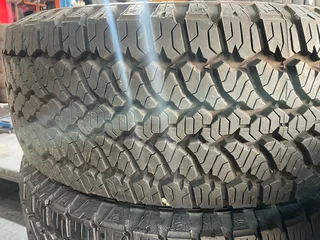 A clean set of 255/60/18 general grabber tyres with 85% treads available for the