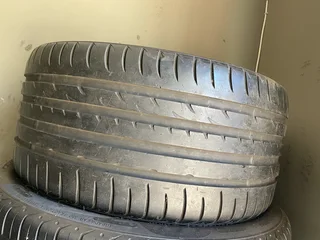 1x 265 30 19 normal tyre with 90% treads available for sale