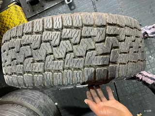 1x 265 65 17 Pirelli scorpion verde tyre with 98% treads available