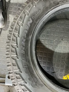 1x 265 65 17 Pirelli scorpion verde tyre with 98% treads available