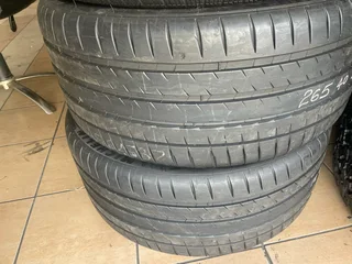 2x 265/40/21 Michelin tyres with 99% treads available for sale