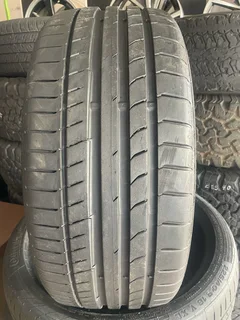1x 225/40/18 Continental normal tyre with 90% treads available