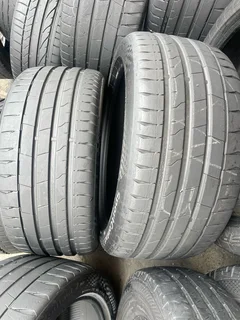 Two 265/40/19 Continental sportcontact7 available for sale