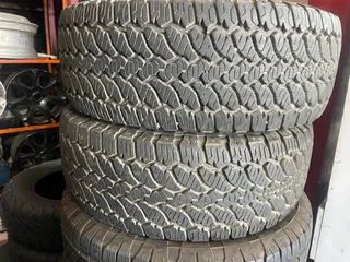 2x 265/60/18 general grabber tyres with 90% treads available for sale