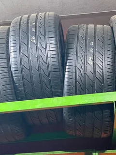 TwO 275 30 20 normal tyres with good treads available for sale