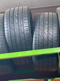 TwO 275 30 20 normal tyres with good treads available for sale