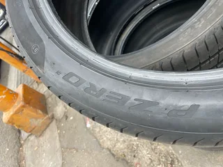 A clean set of 285/40/22  Pirelli tyres with 95% treads available for sale