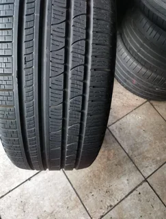 1x 275/45/21 Pirelli scorpion verde tyre with 90% treads available for sale
