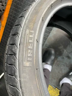 1x 245/40/19 Pirelli run tyre with 85% treads available for sale