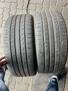 2x 225/40/18 Continental run flat tires with good treads available