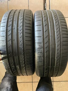 2x 225/40/19 Continental run flat tires with good treads available