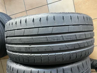 2x 235/40/19 Continental normal tyres with 95% treads available for sale