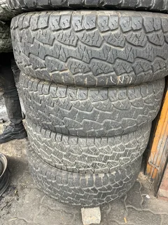 A clean set of 265/70/17 Hankook dynapro tyres with great treads available for sale