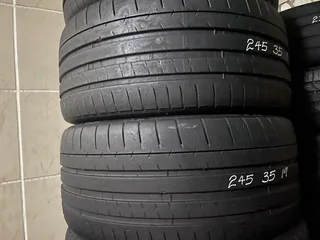2x 245/35/19 Michelin tyres with good treads available for sale