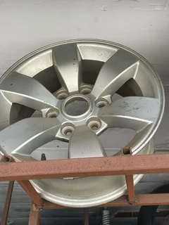 1x 16inch Ford Ranger rim available for sale
