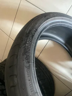 1x 225/40/18 Bridgestone run flat tire with 98% treads available for sale