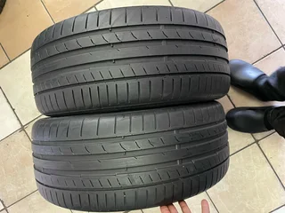 2x 225/40/18 Continental normal tyres with great treads available for sale