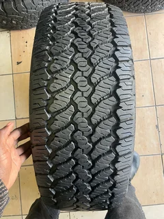 1x 265/60/18 general grabber tyre with 98% treads available for sale