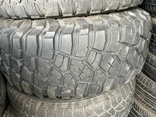 2x 35x12.50R27 Bf Goodrich mud terrain tyres with 85% treads available for sale