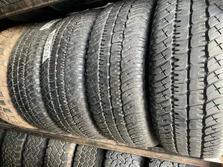 A good set of 265/65/17 Michelin tyres with good treads available for sale