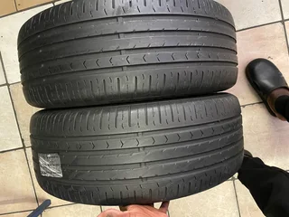 2x 205:55/16 Continental normal tyres with good treads available for sale