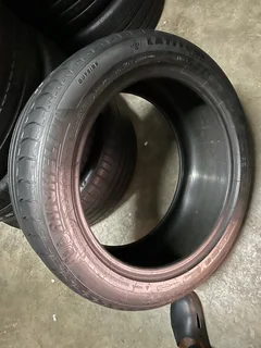 1x clean 275/45/20 Michelin tyre with 95% treads available