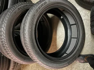 2x 275/45/21 Pirelli tyres available for sale