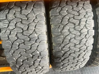 2x 285/70/17 Bf Goodrich tyres with good treads available for sale