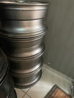 A good set of 19inch rims pcd 5/120 suitable for BMW Amarok VW combi