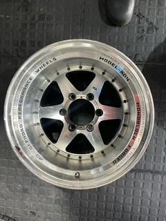 1x 16inch deep dish rim 10j pcd 6/139 available