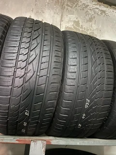 2x 265/40/21 Continental tyres with good treads available for sale