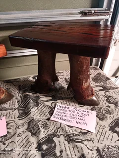 2 Small sleeper wood tables