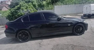 BMW E90 320D