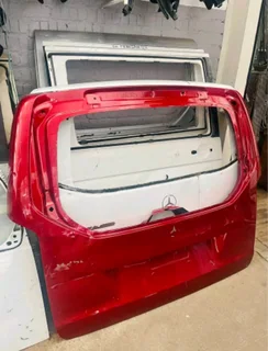 Vito w447 tailgate mercedes Benz