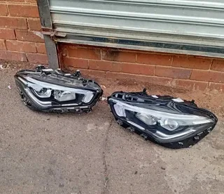 W176 mercedes Benz headlight available