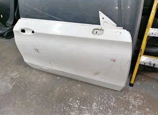 W205 mercedes Benz coup door available