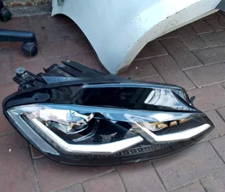VW golf 7.5 headlight available