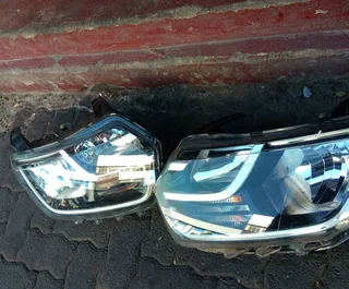 Renault duster headlight available