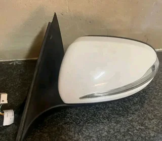 W205 mercedes Benz side available