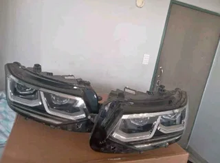 VW Tiguan headlight available