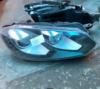 VW golf 6 GTi headlight available
