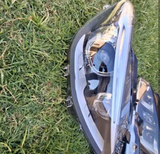 BMW f20 xenon headlight available