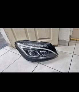 W205 right side double xenon lights