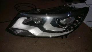Vw Tiguan headlight available