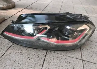 Vw golf 7.5 GTi headlight available